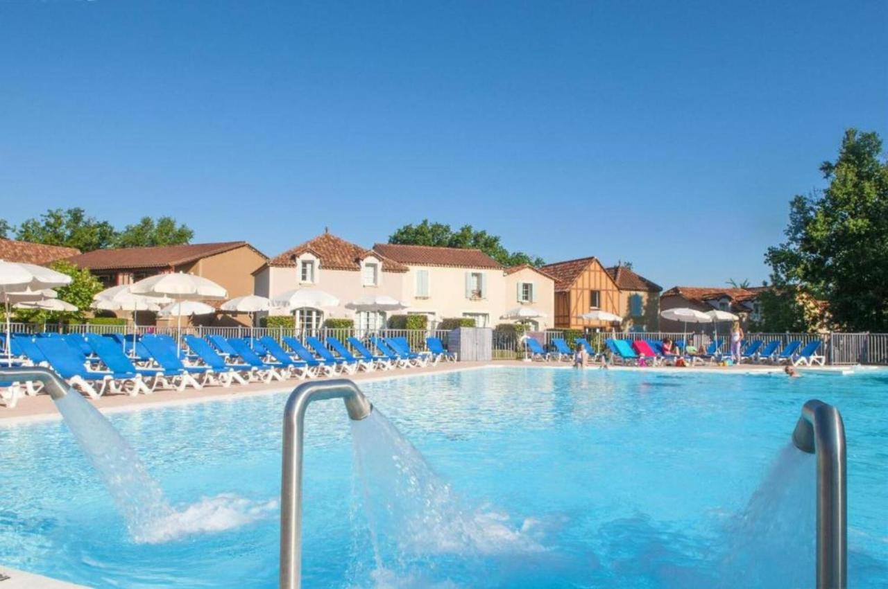 Maison 3 chambres - 6-8 personnes - piscine chauffée - jacuzzi - internet - parking - Idéal familles & pros - Chambres d'hôtes Monflanquin
