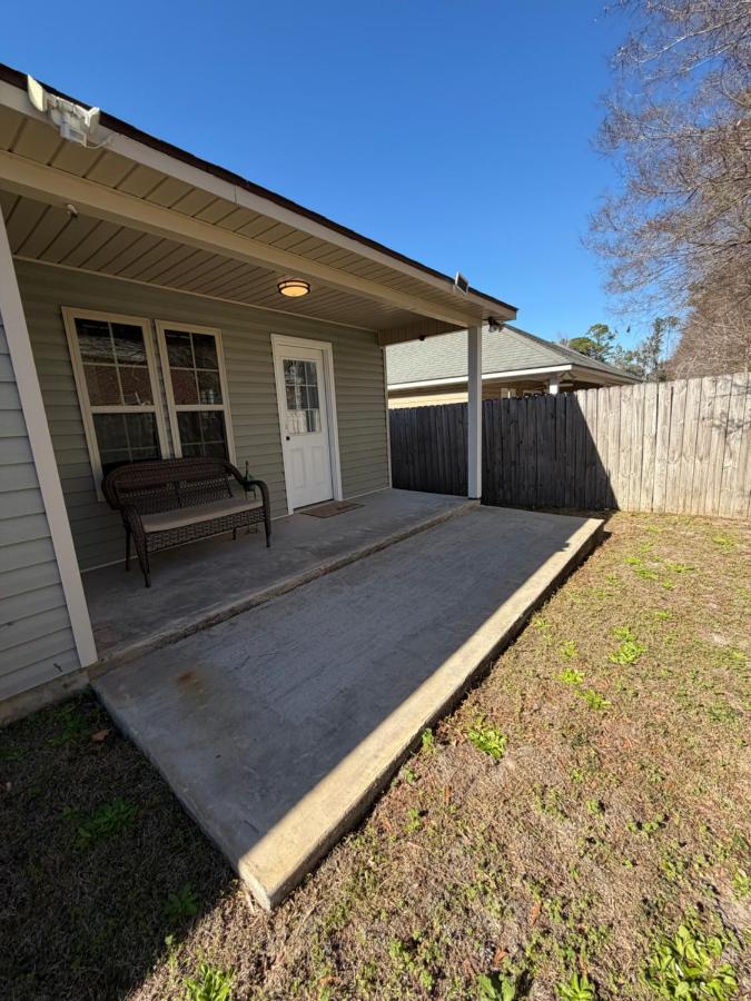 Valdosta 3-Bedroom Home with 5 beds near valdosta State & Hospital - Chambres d’hôtes Valdosta