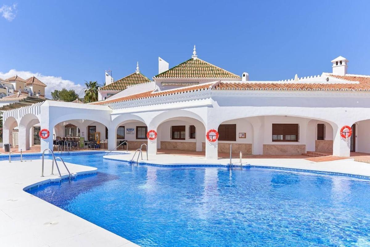 Modern Sea View Apartment Nerja - Ferienwohnung Nerja