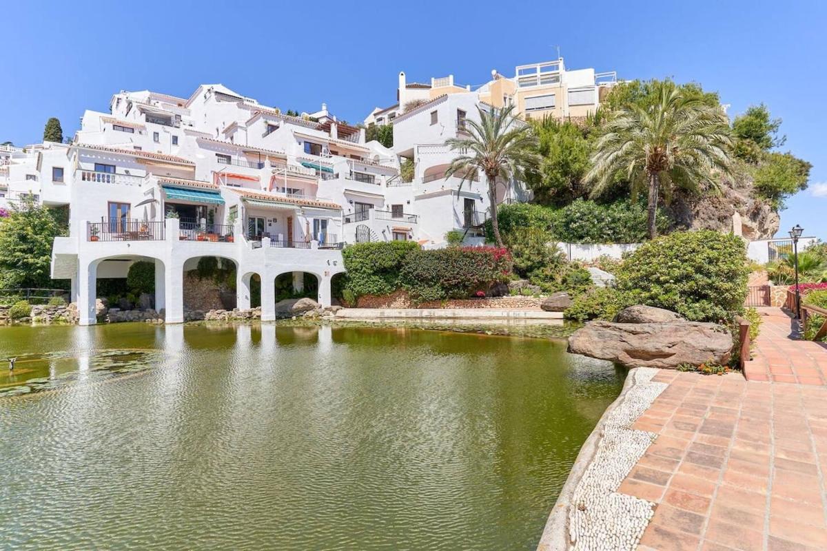 Modern Sea View Apartment Nerja - B&B Nerja