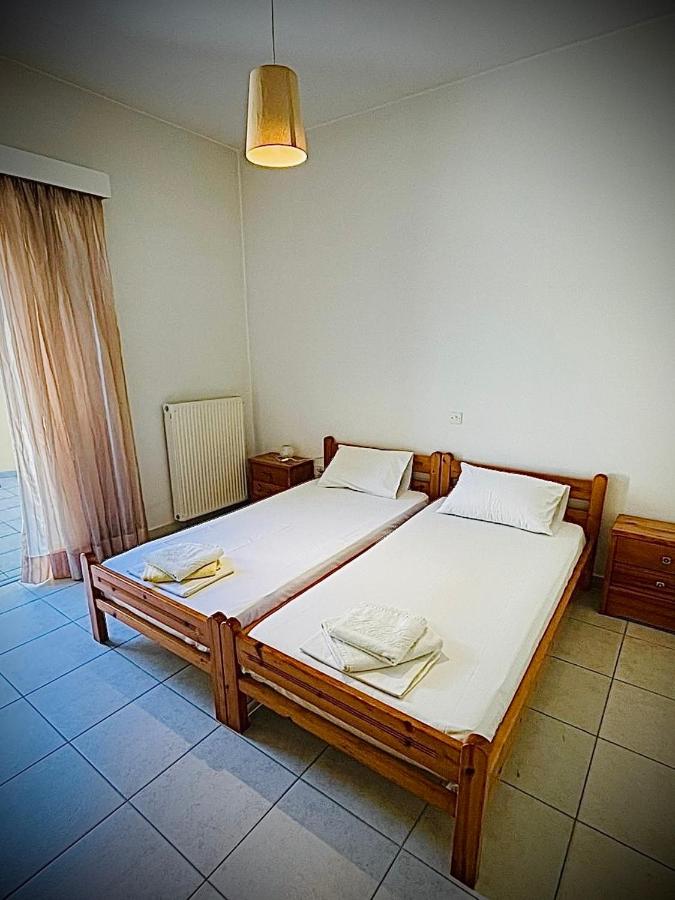 Sea Breeze Apartment - Chambres d'hôtes Foinikoúnta