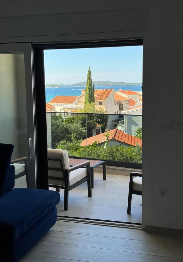 Apartment Infinito, NEW modern 73m2, sea view - Chambres d’hôtes Zaboric