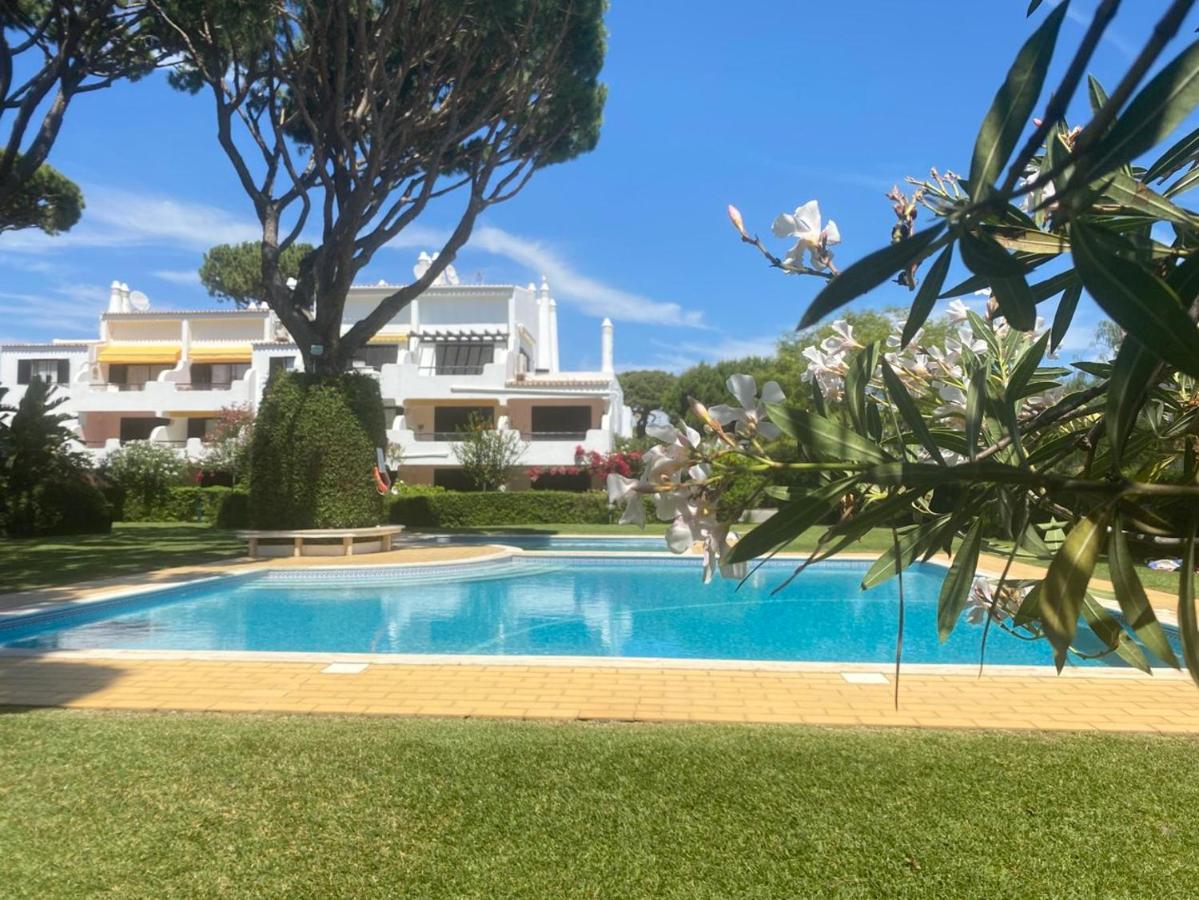 Solar Vilamoura Relaxing Apartment Stay - B&B Quarteira