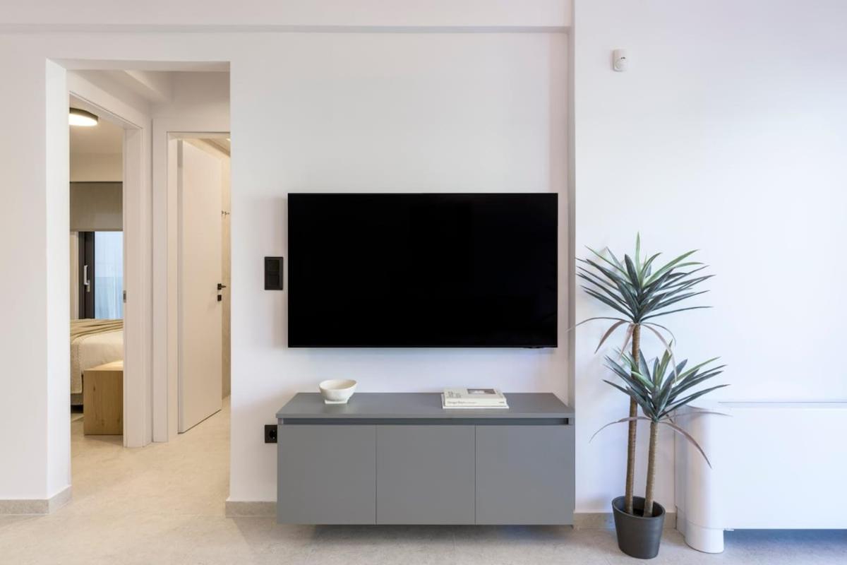 Elliniko Riviera - Family Apt Near Metro by MPS - Ferienwohnung Athen