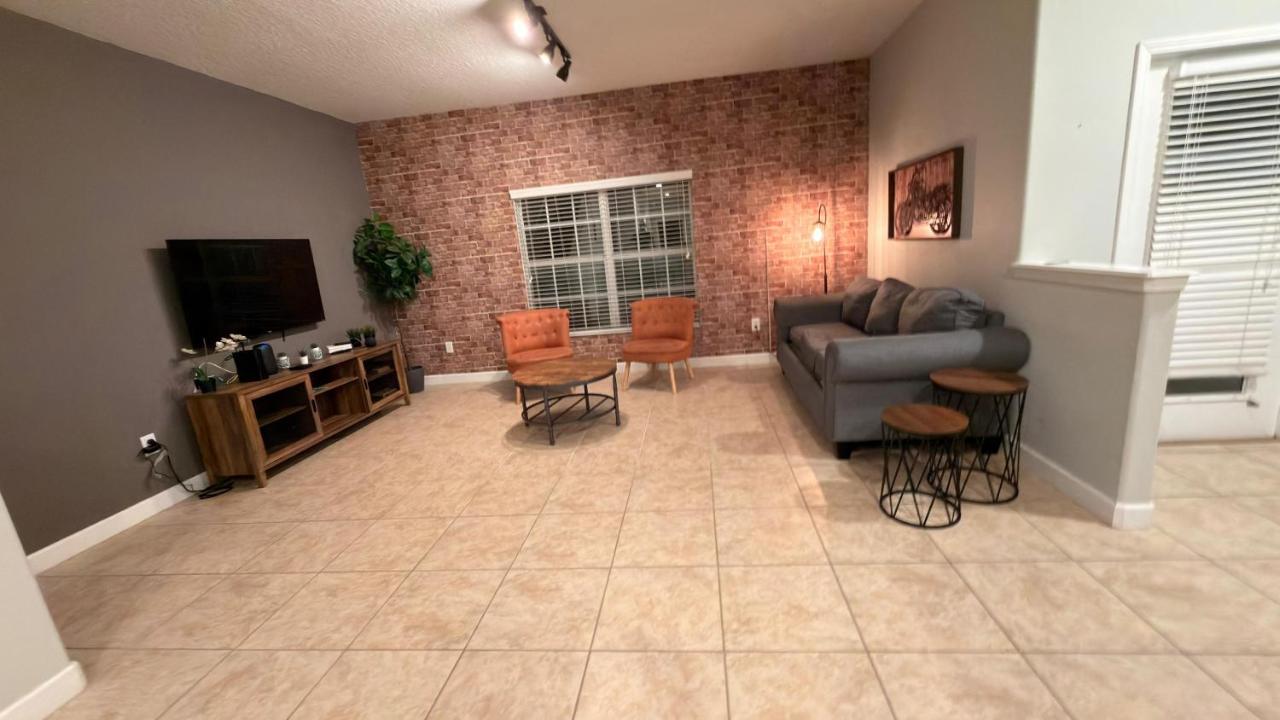 Hermosa casa de descanso Orlando Kissimmee - Chambres d'hôtes Kissimmee