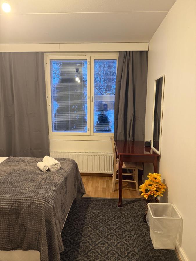 Cozy Room Near Itakeskus Metro