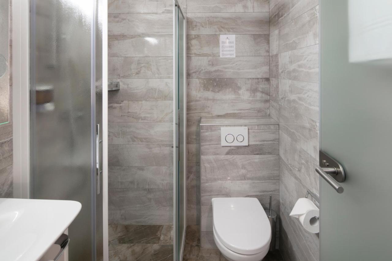 Budget Single Room