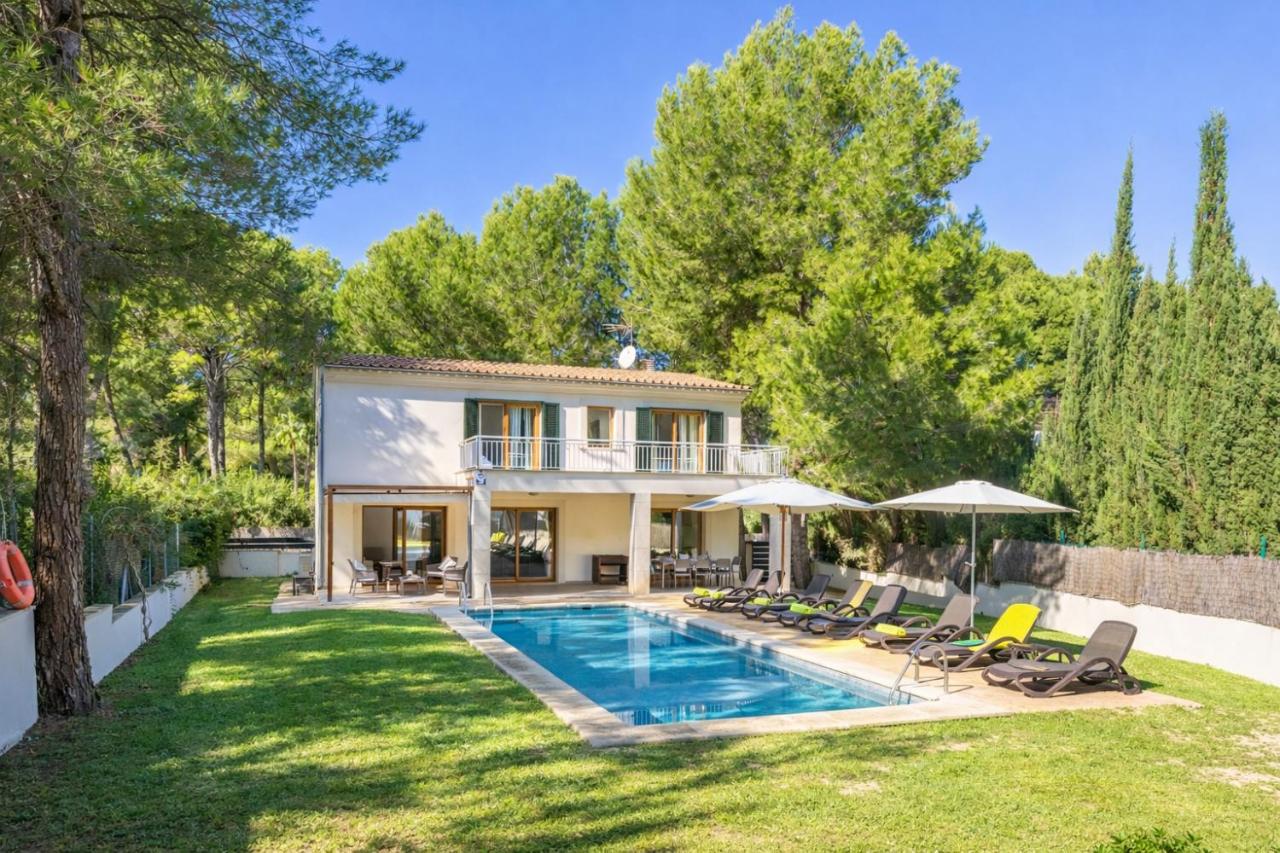 Villa moderna, a solo 2 min a pie de la playa - B&B Alcúdia