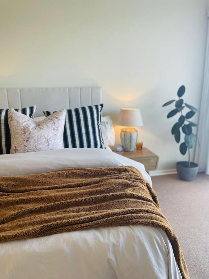 Salt & Still - B&B Freeland Park