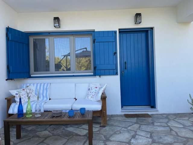 Charming Spetses Studio with Outdoor Space - Ferienwohnung Spétses