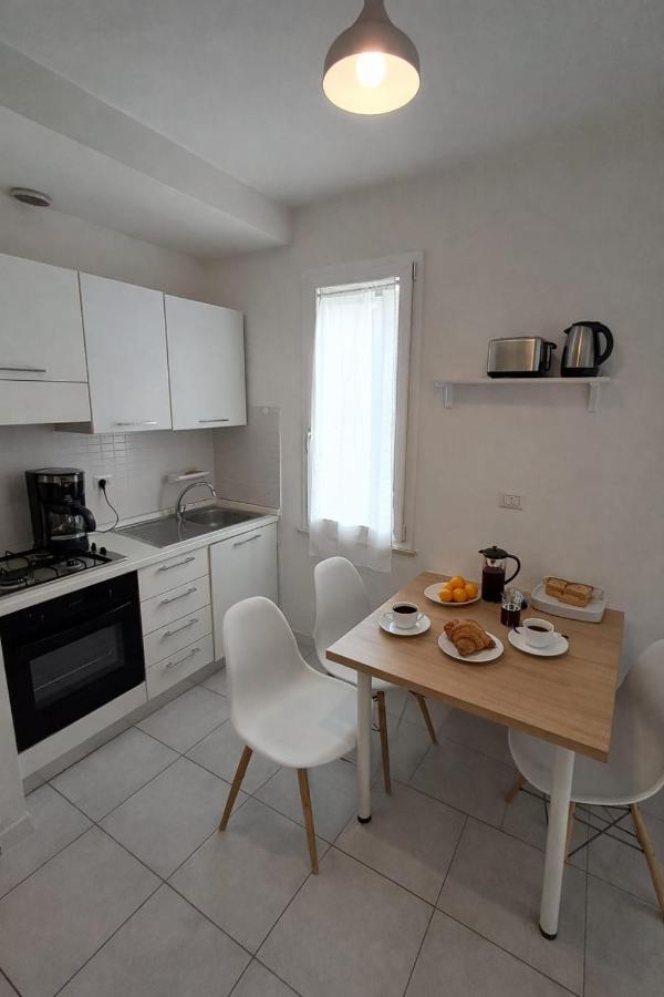 Casa Al Mare-apartment near the sea-free park - B&B Pesaro