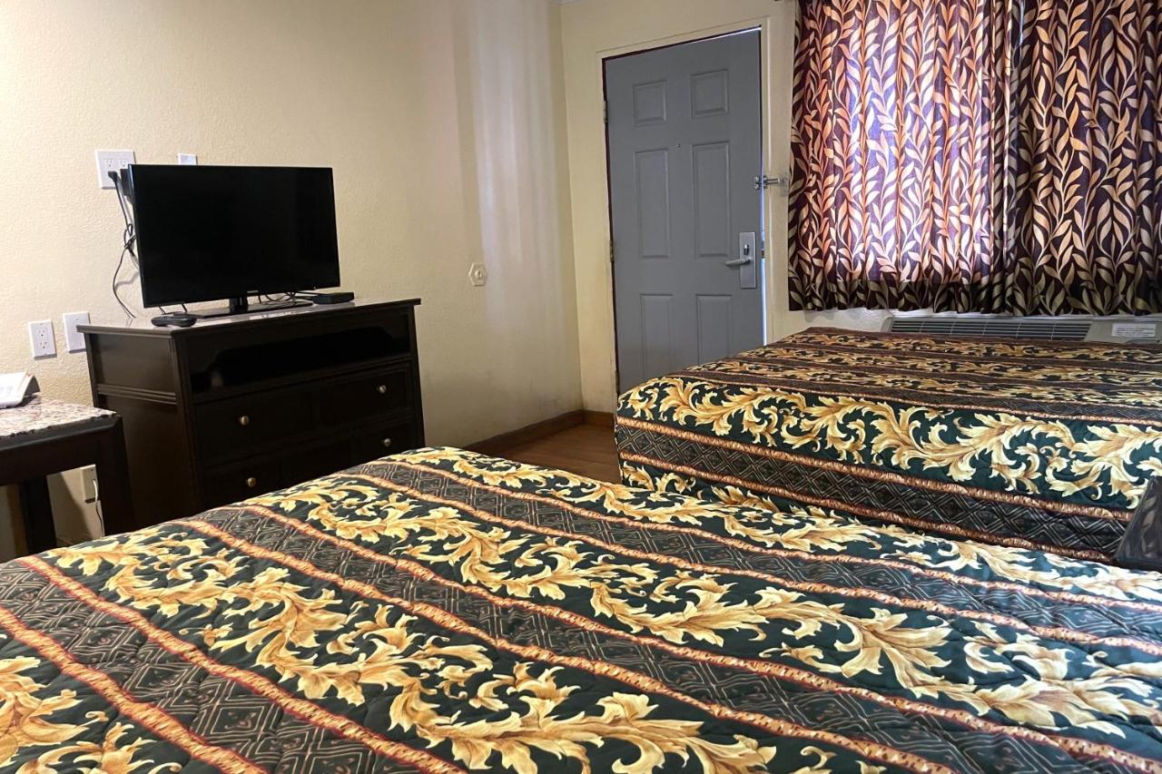Chambre de Luxe avec 2 Lits Doubles