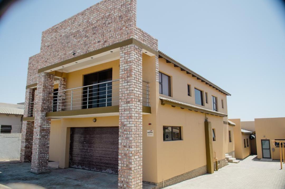 Atlantic Desertview Guesthouse