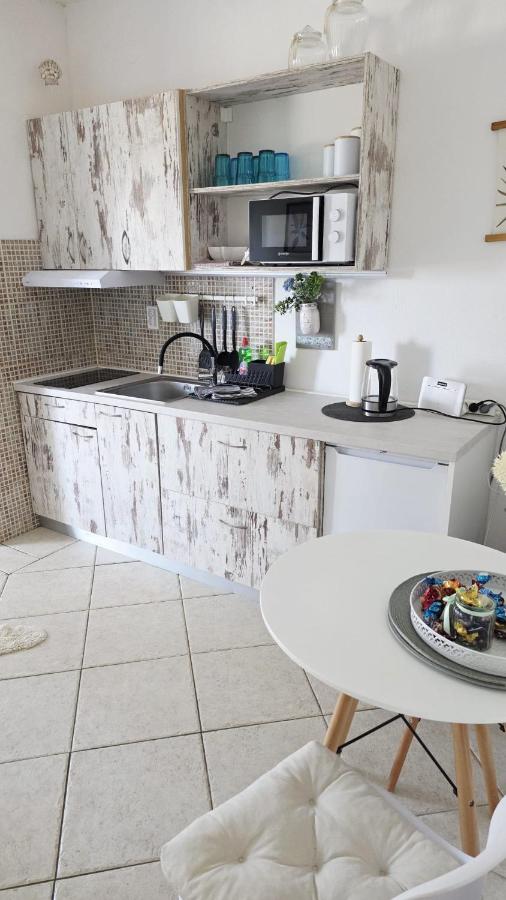 One-Bedroom Apartment with Terrace