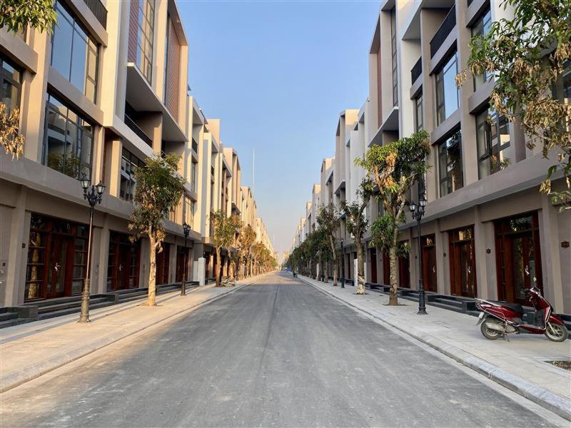 PARADIS VILLA & HOMESTAY - Vinhomes Ocean Park 3 - B&B Đình Loan
