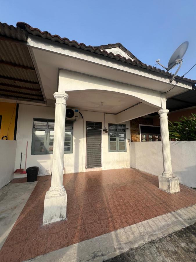 Novahaus4 Homestay Gong badak - B&B Kuala Terengganu
