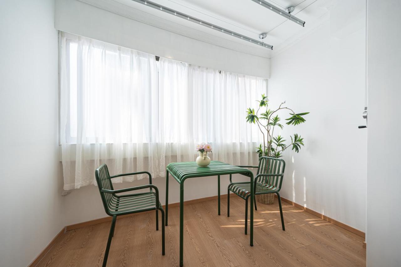 嘉发2店29B-Mayhome B&B-near the Bund and Nanjing West Road People Square with 3 bedrooms-4 beds elevator apart ment and Nearby West Nanjing Road Metro - Chambres d'hôtes Shanghai