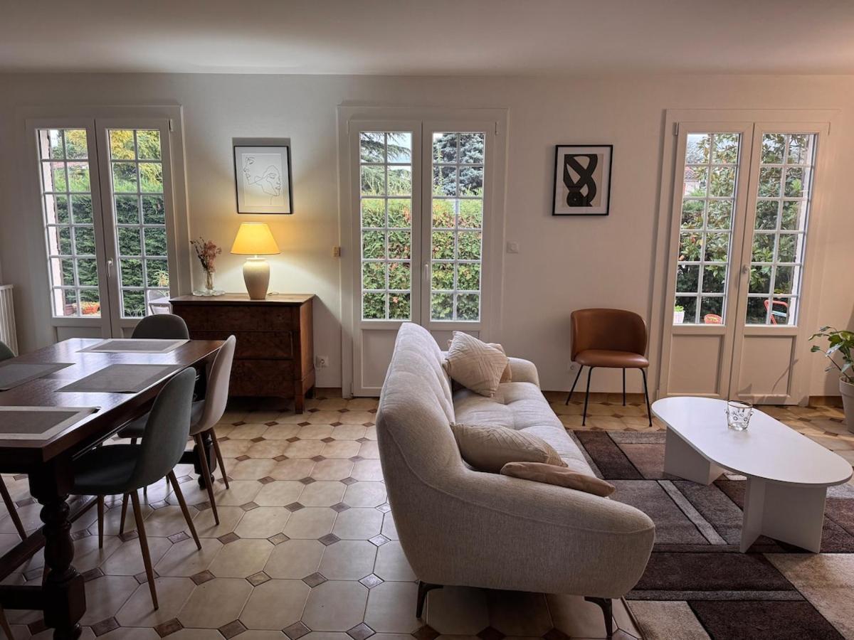 Villa 3 ch avec jardin dans un hameau paisible - Ferienwohnung Saint-Genis-Laval