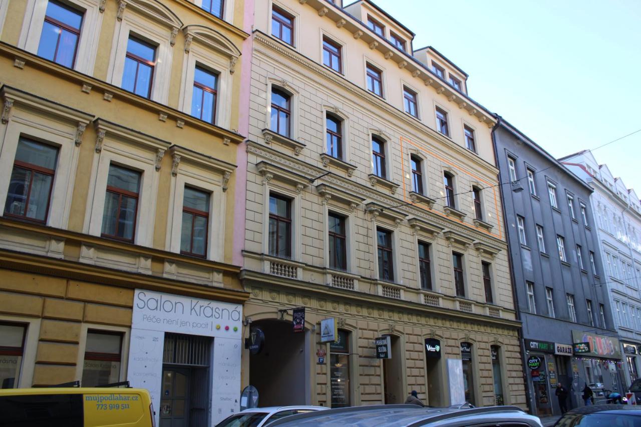 SMÍCHOV Riverfront Apartment Prague 5, Near Anděl - Chambres d’hôtes Prague