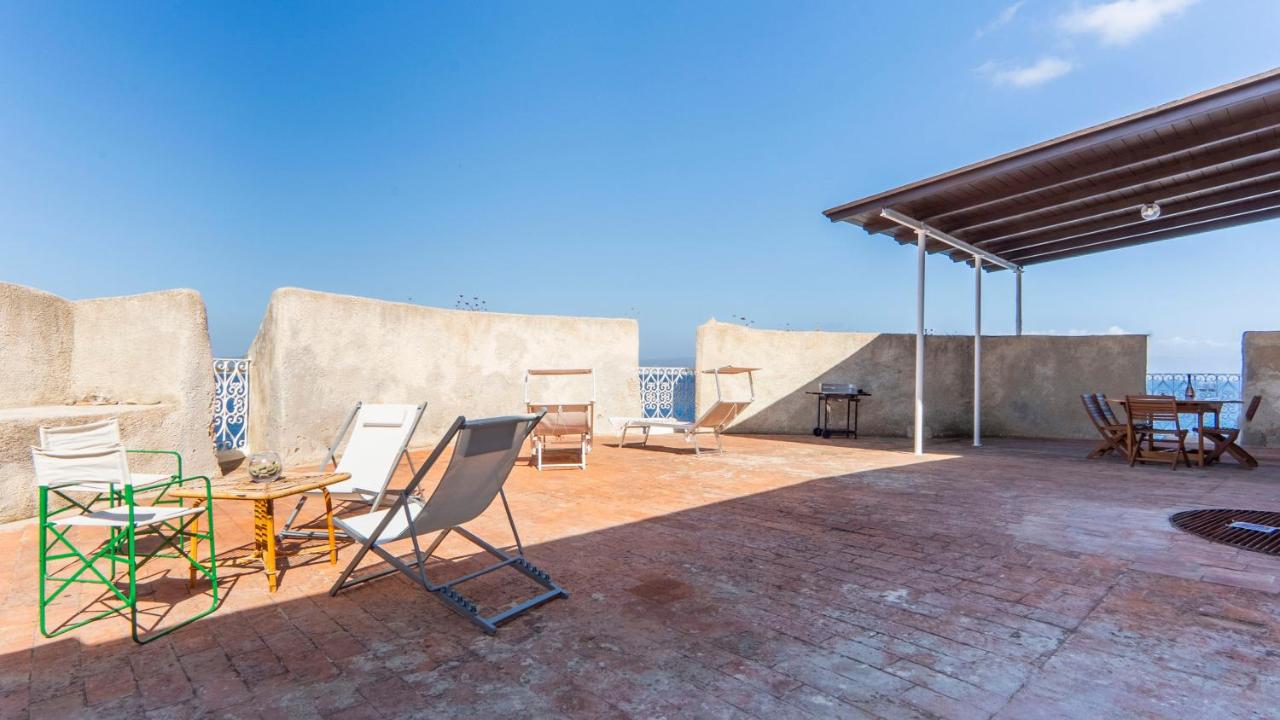 Torre Spagnola di Capo Galera (o del Lazzaretto) - Bed and Breakfast Fertilia
