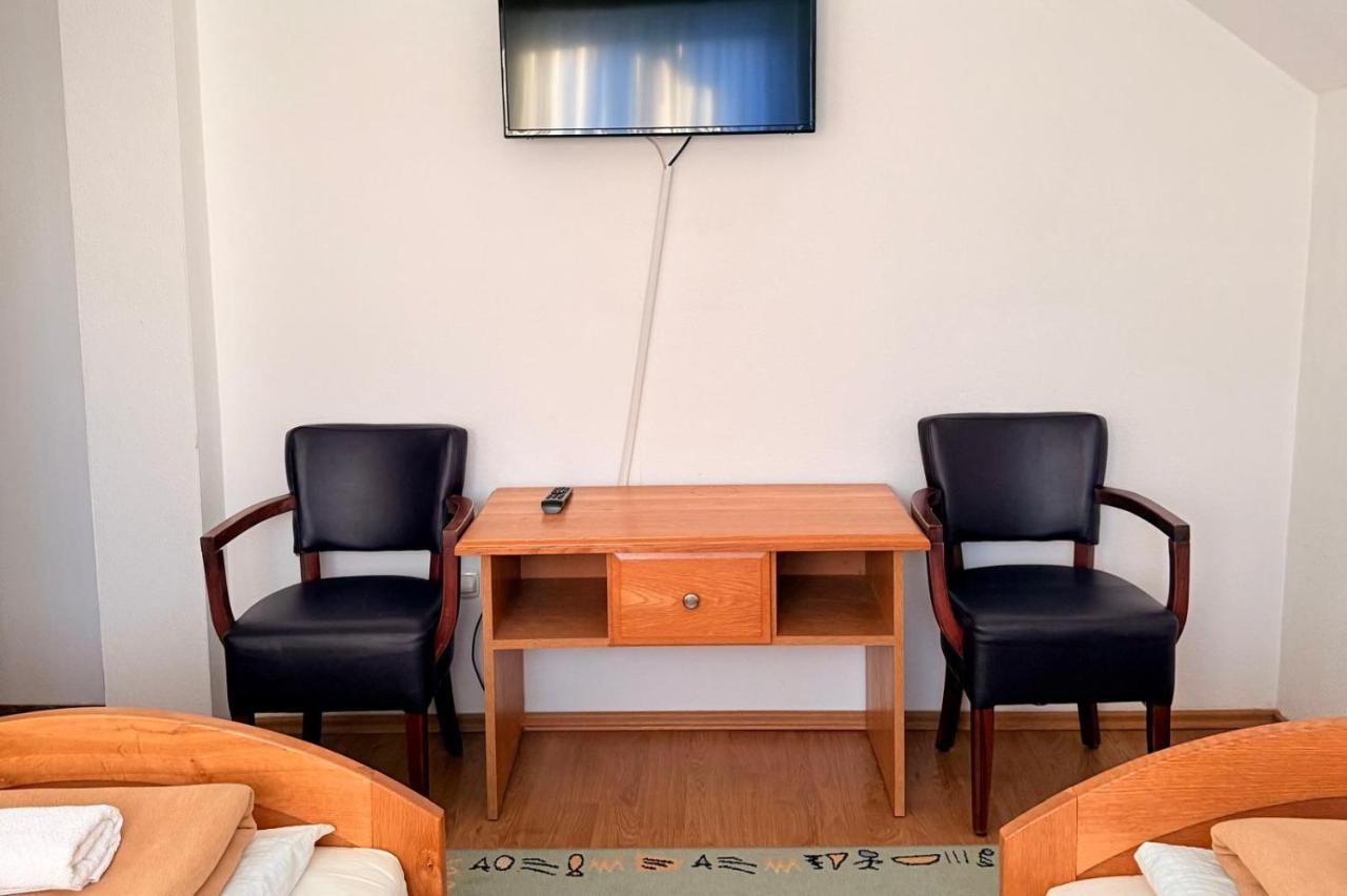 Gradska Kavana Guest House - Chambres d’hôtes Kupres