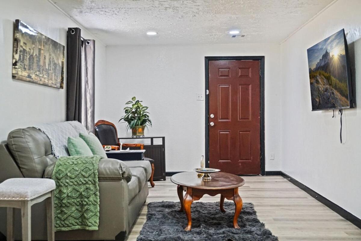 The Quiet Getaway Near Park - Chambres d'hôtes Oklahoma City