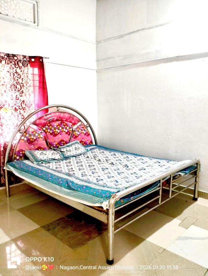 Homely Homestay - Bed and Breakfast Nagaon