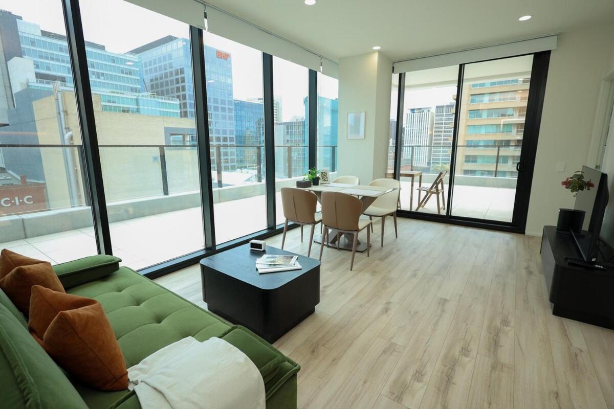 VTA - Your Stylish 2-Bed, 2-Bath City Retreat - B&B Adelaide