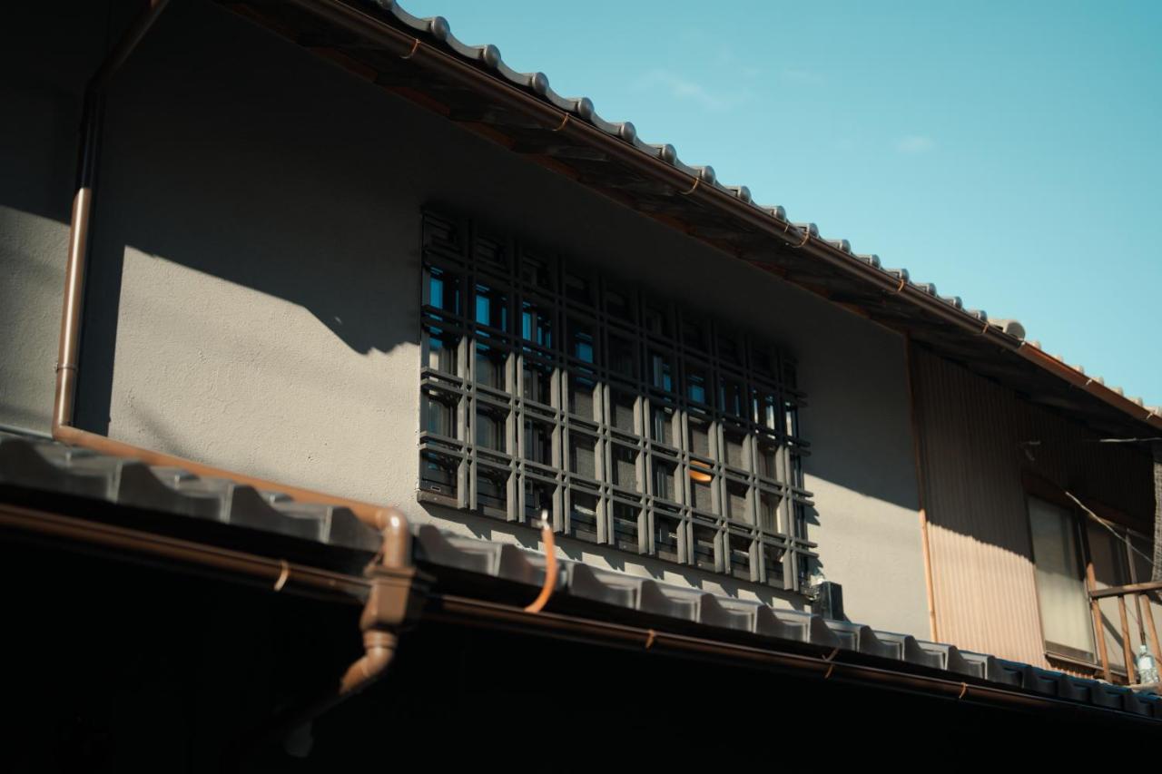 燈やー弐 - B&B Kyoto