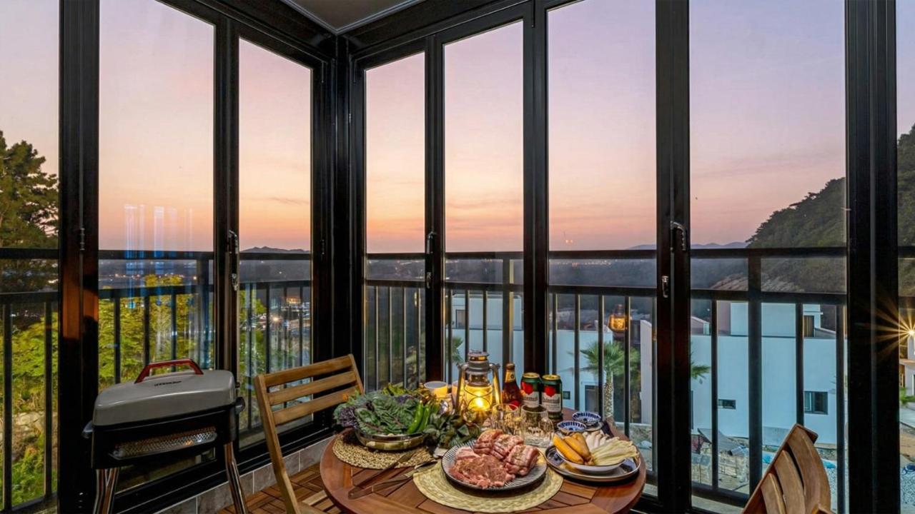 Namhae Yanghwa Seaside Pension - B&B Namhae