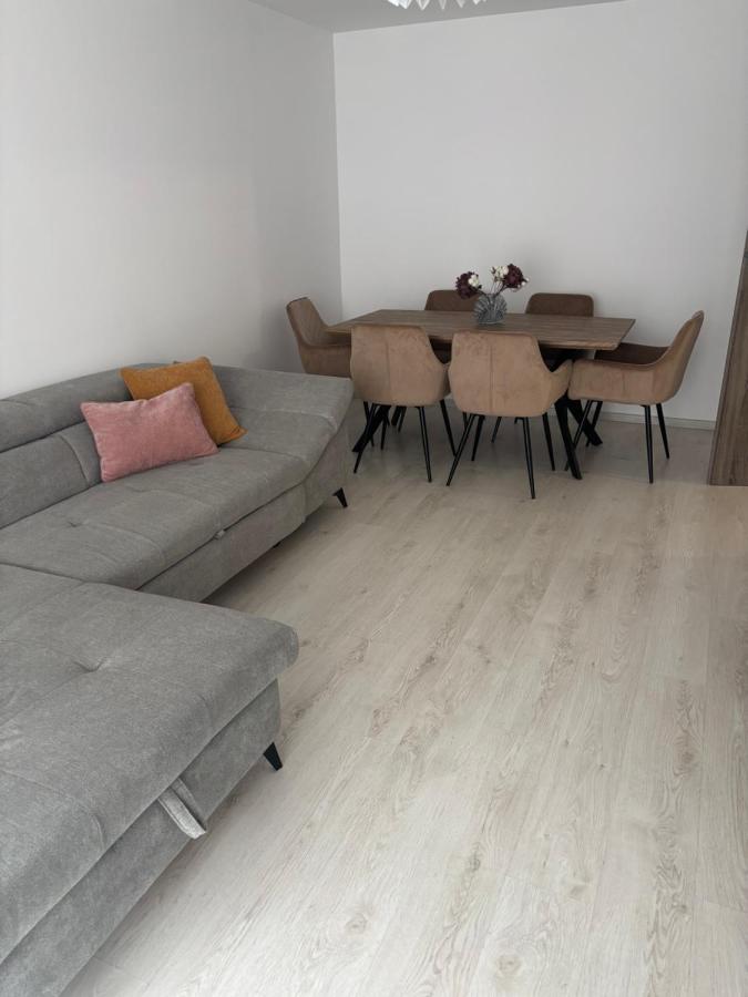 Urban Coresi - B&B Braşov