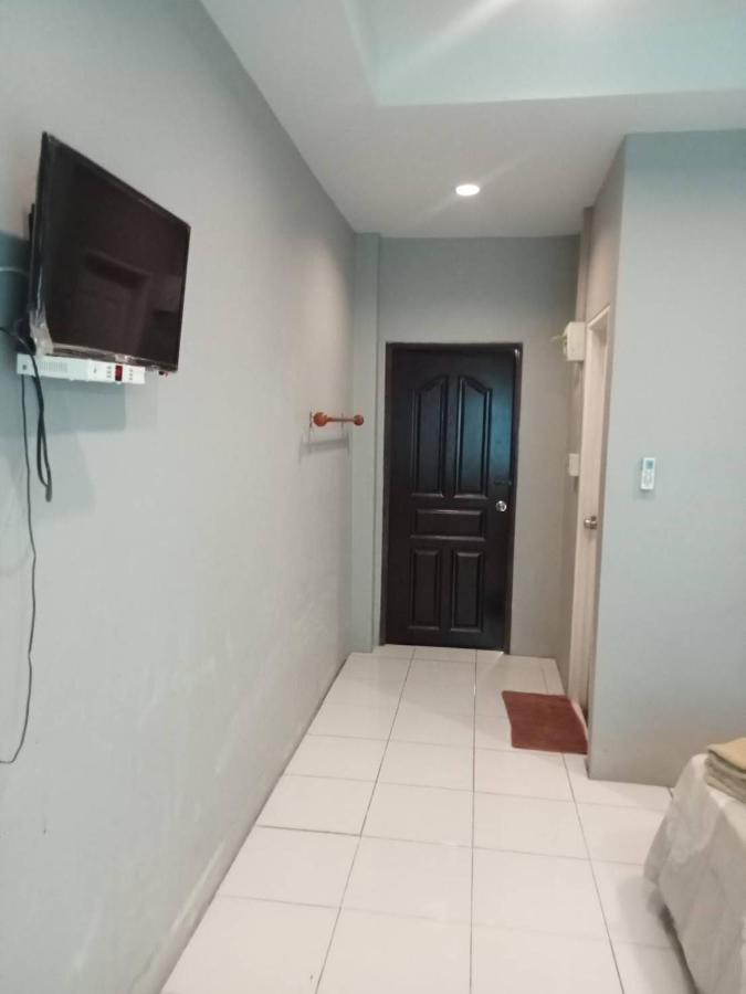 รุ่งรวีรีสอร์ท