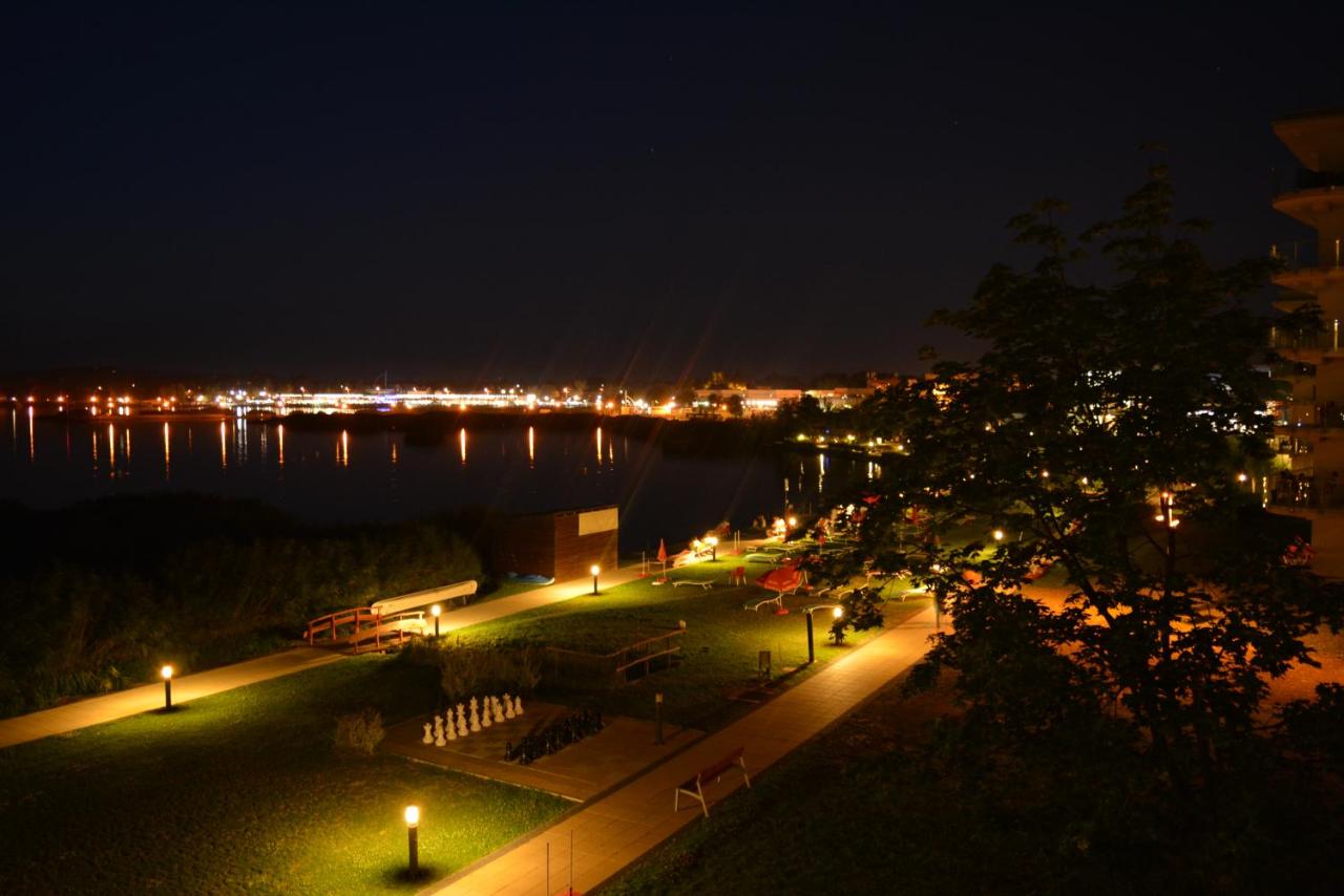Superior Double Room with Lake View (2 adults + 1 child)