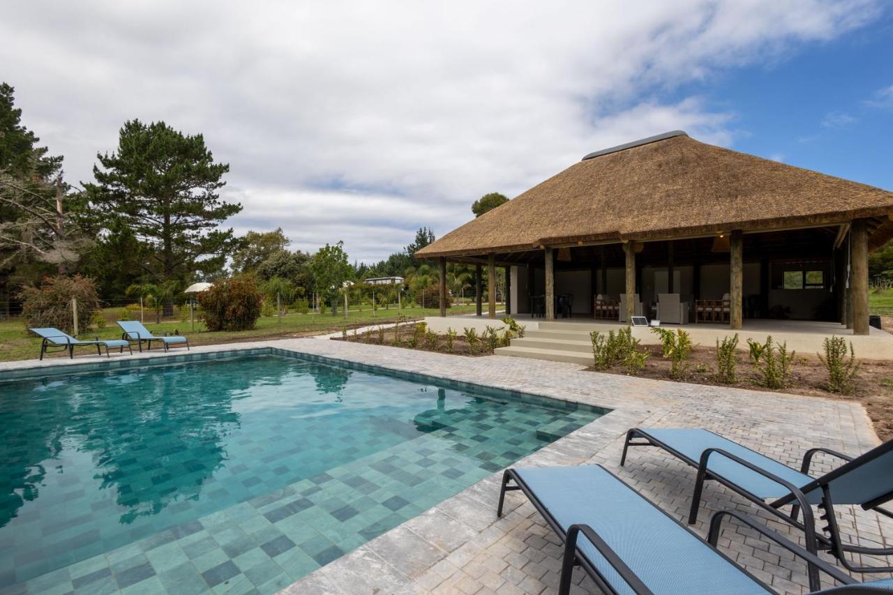 Five Elements Resort - Elephant Trailer Tiny House - Chambres d’hôtes Harkerville