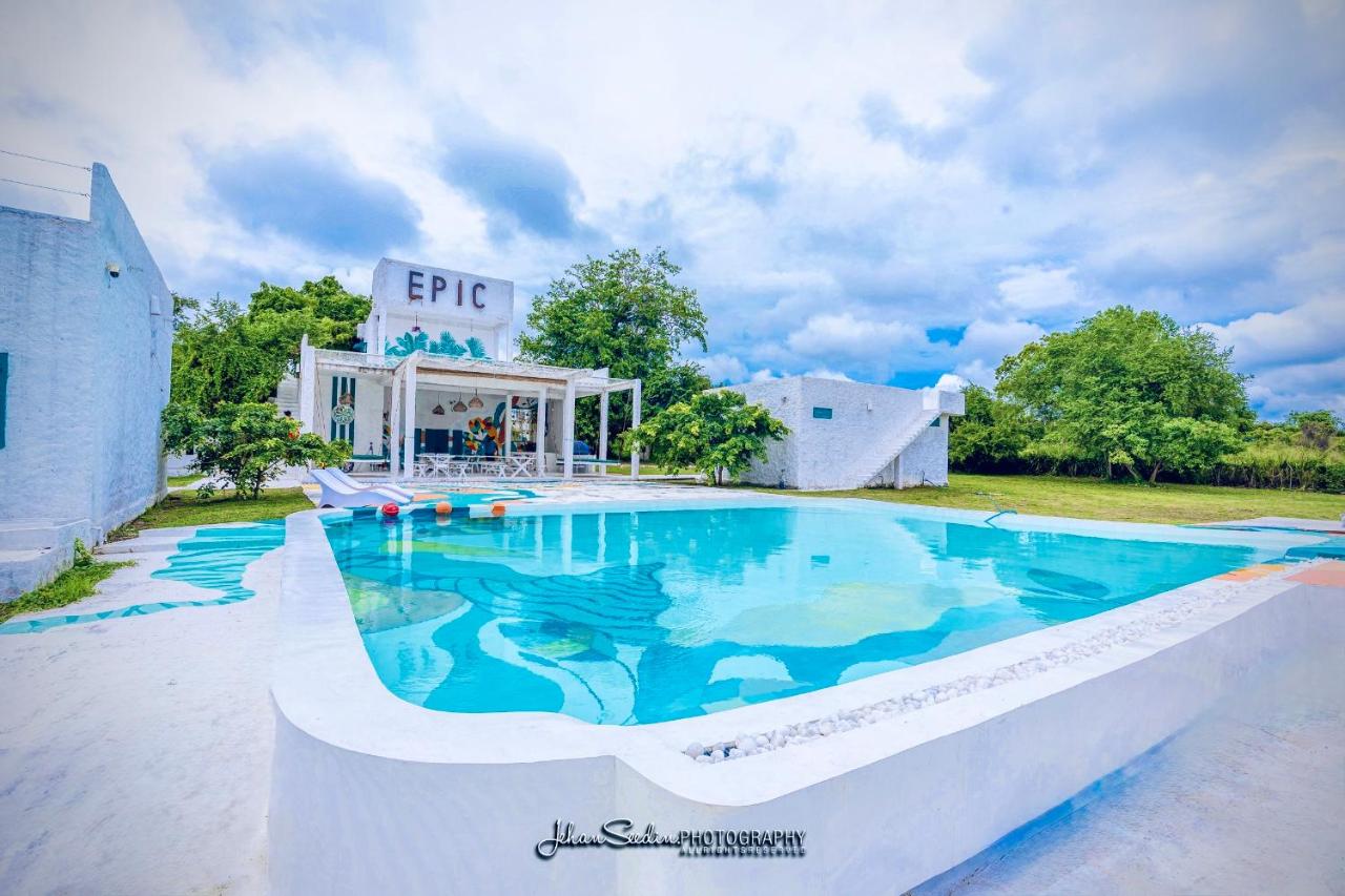Epic Wild Wilpattu exclusive private villa - B&B Welpitiya