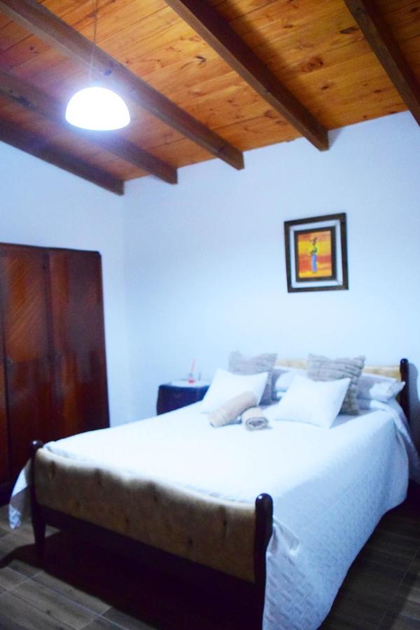 Garage y Patio Privado en La Falda - B&B La Falda