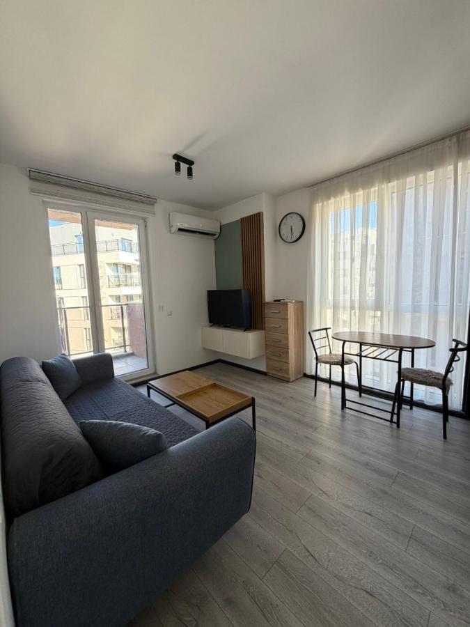 Stay Point One Bedroom Apartment Including Underground Parking Place - Chambres d’hôtes Sofia