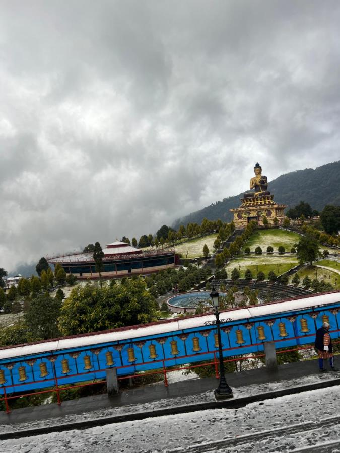 Hangkhim Homestay - Bed and Breakfast Ravangla