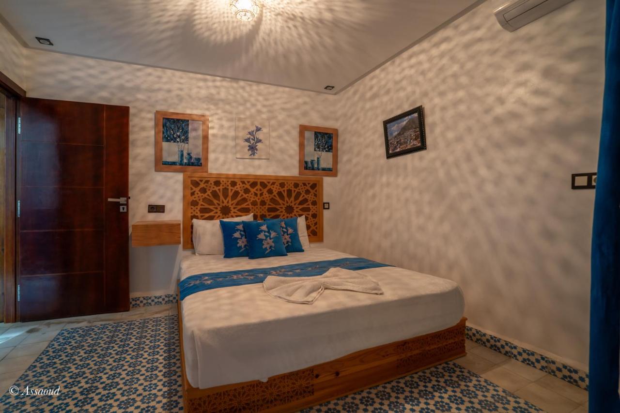 One-Bedroom Apartment with Balcony and Mountain View  