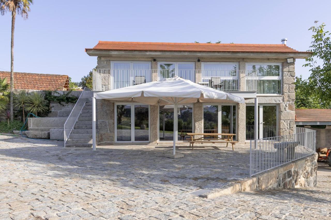 CASA DE DENTRO - Heritage & Serenity Retreat - B&B Felgueiras