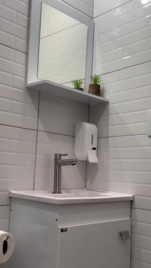 Pousada Califor - Bed and Breakfast Nova Iguaçu