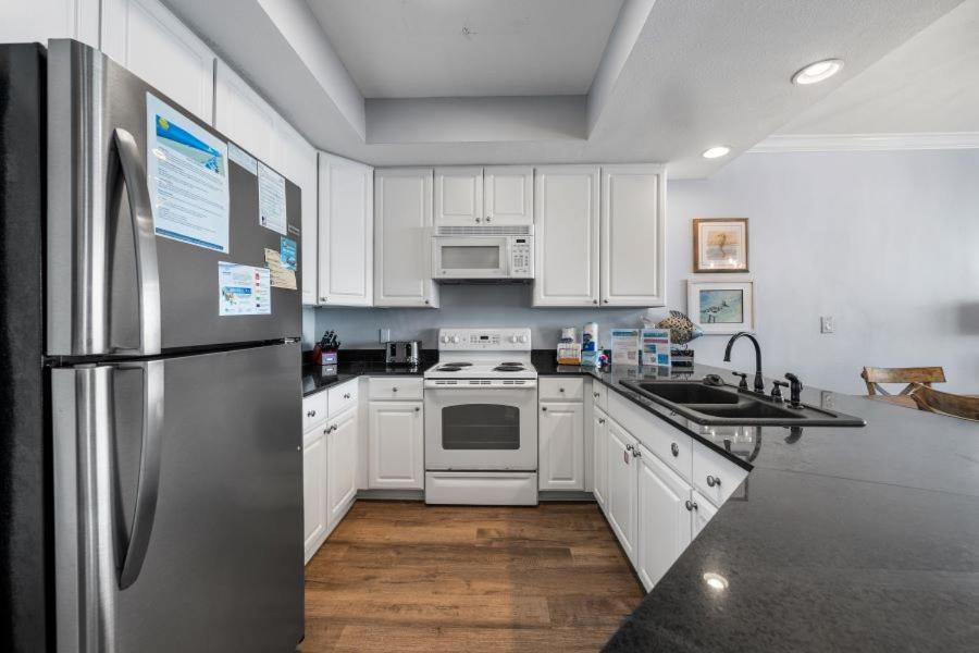 San Carlos 1404 by Youngs Suncoast - B&B Gulf Shores