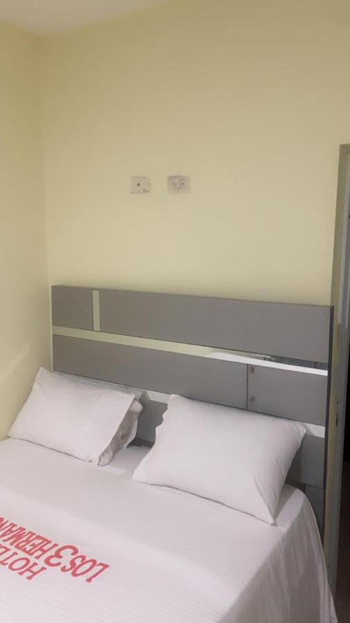 Hotel 3 Hnos - B&B Comendador