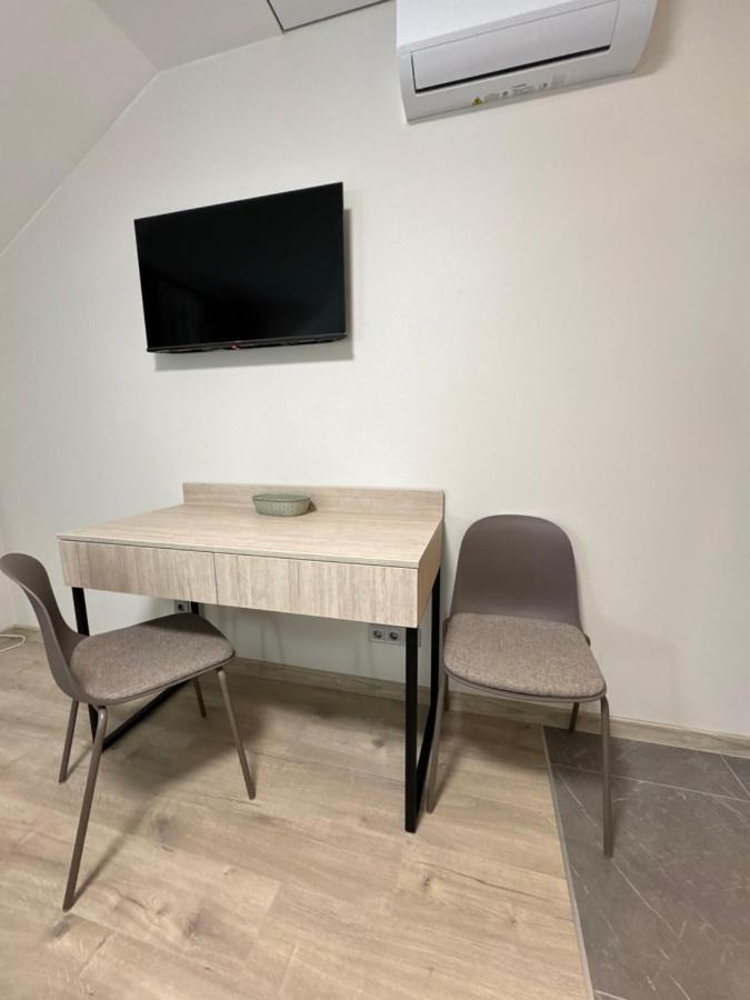 Park House Polyana - Bed and Breakfast Poliana