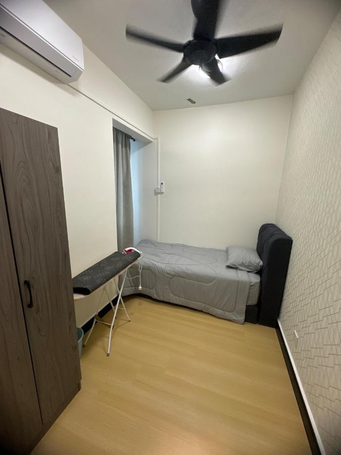 Botaniqa Residence - Ferienwohnung Puchong Batu Dua Belas