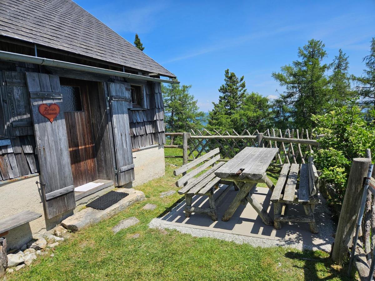Almhütte - Roadlhütte - Ferienwohnung Dörflach