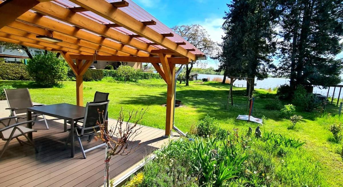 Ferienhaus Wendseeblick - Dein Haus am See - Bed and Breakfast Brandenburg an der Havel