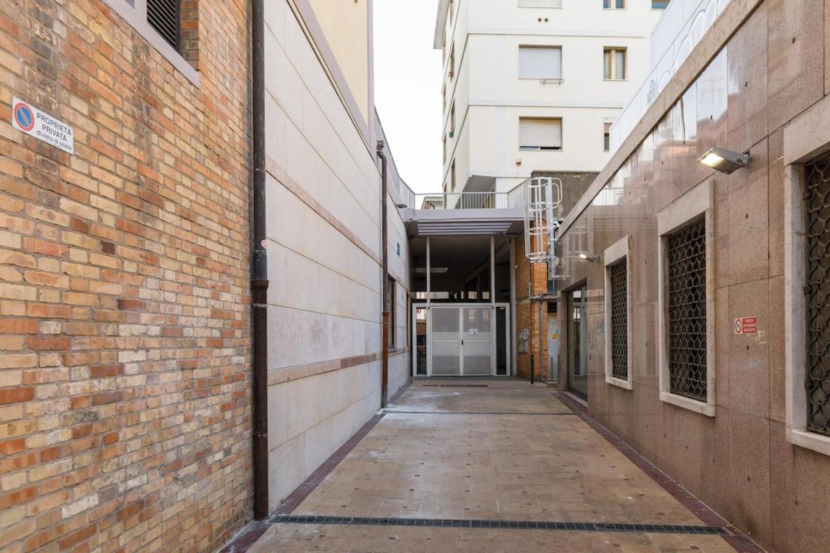 Piazza Ferretto Suite Venice in 10 min AC & WiFi - B&B Mestre