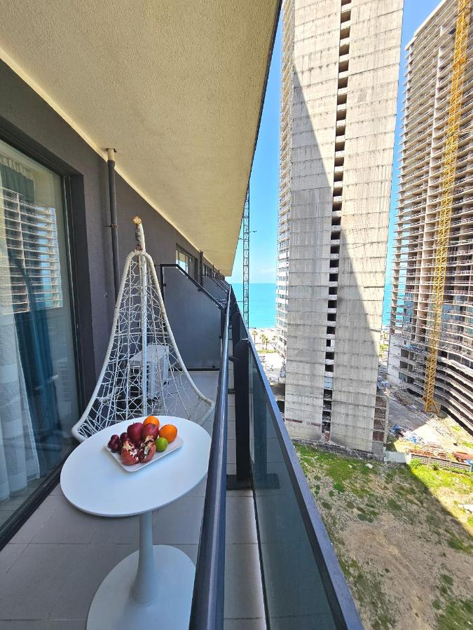24homebatumi-OB1221, right next to the Black Sea - Chambres d'hôtes Batoumi