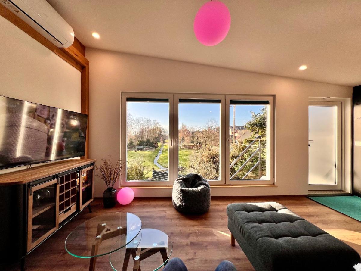 Moderne FeWo im Taubenhaus - B&B Bad Lausick